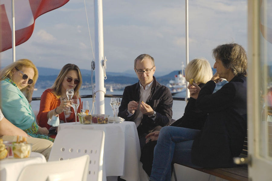 Apéro auf dem MS Etzel vom Catering-Partner Barfussbar